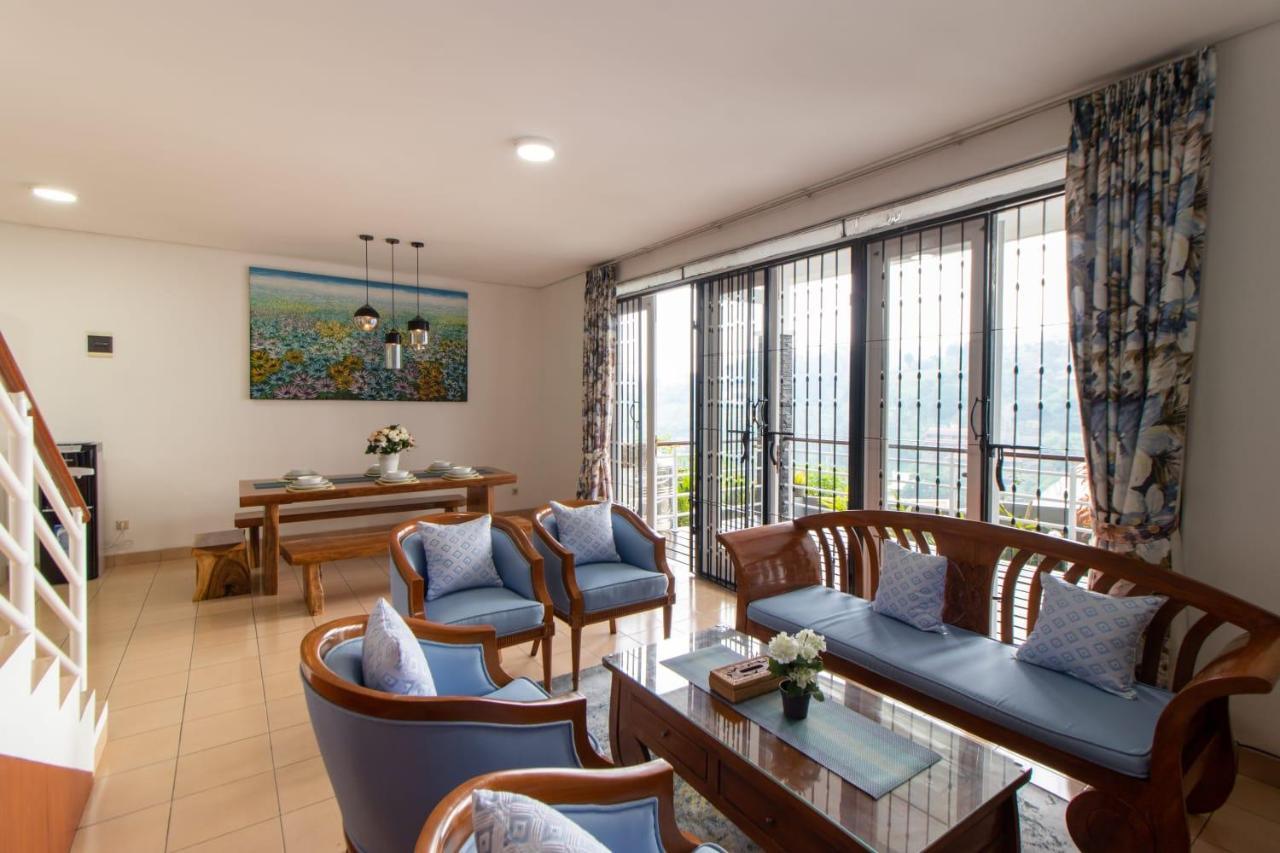 Villa Keluarga Syariah Resor Dago Pakar Bandung - View Bukit Buitenkant foto